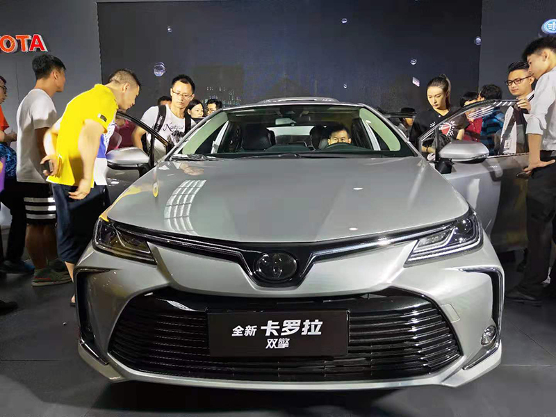 卡罗拉前脸.jpg